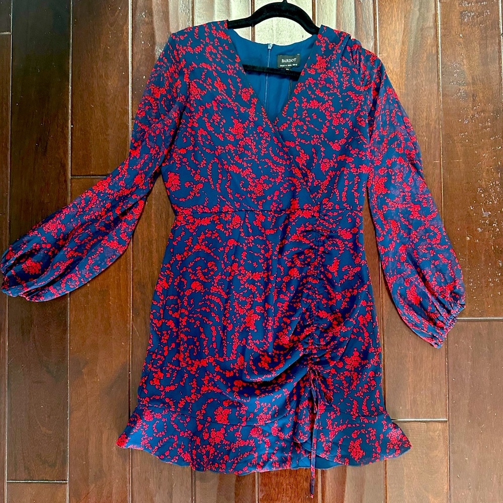 Bardot navy long sleeve dress NWT